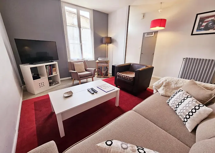 Maison De Ville Confortable Avec Cour Interieure