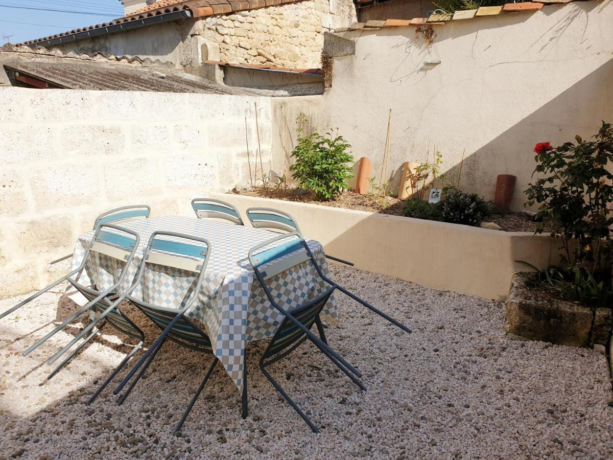 Holiday home Maison De Confortable Avec Cour Interieure *