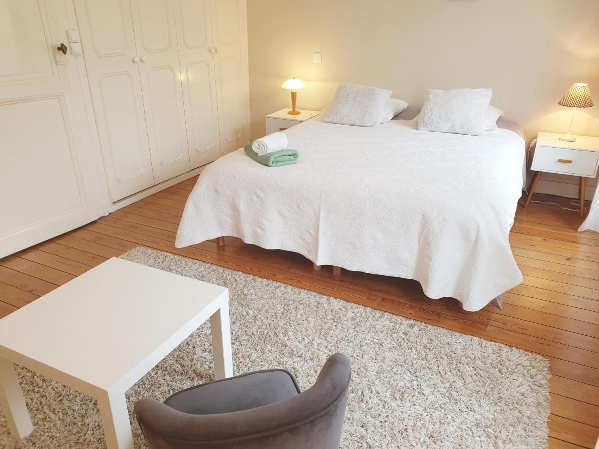 Maison De Confortable Avec Cour Interieure Holiday home Angouleme