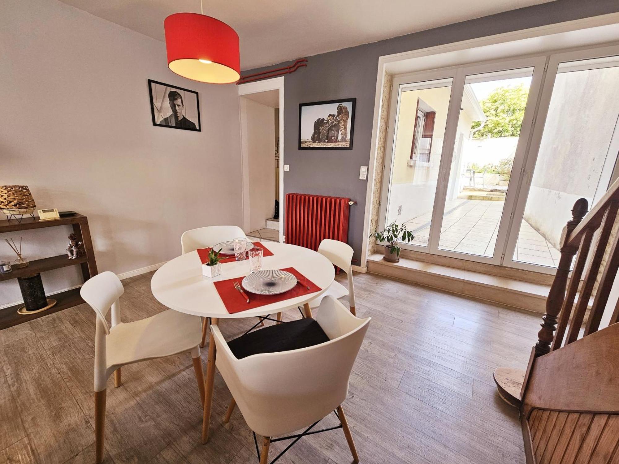 Maison De Confortable Avec Cour Interieure Angouleme