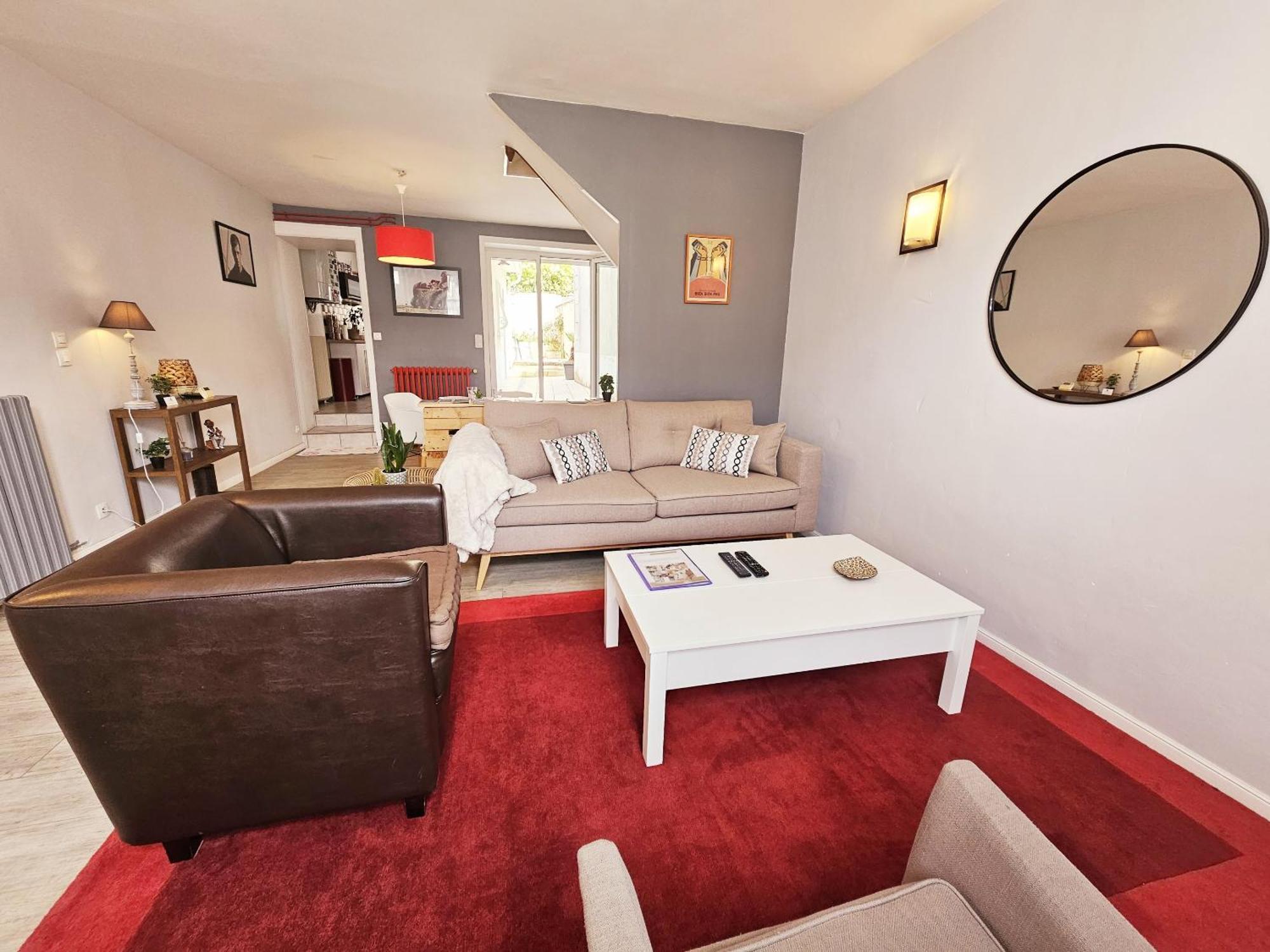 Maison De Confortable Avec Cour Interieure Holiday home Angouleme